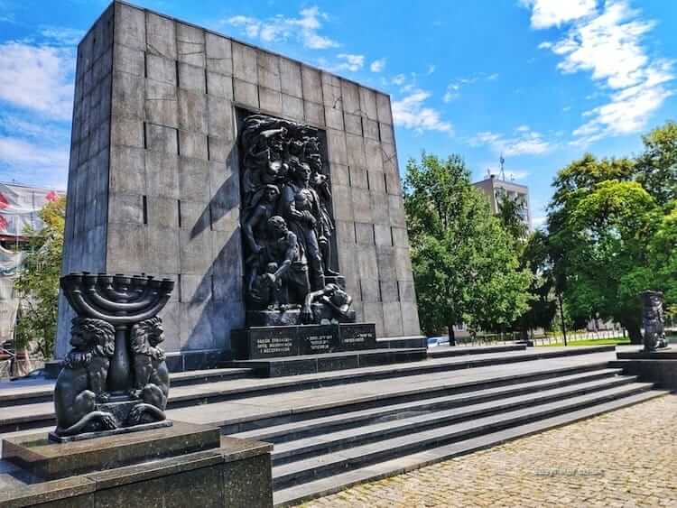 Warsaw and the Crime of the Century