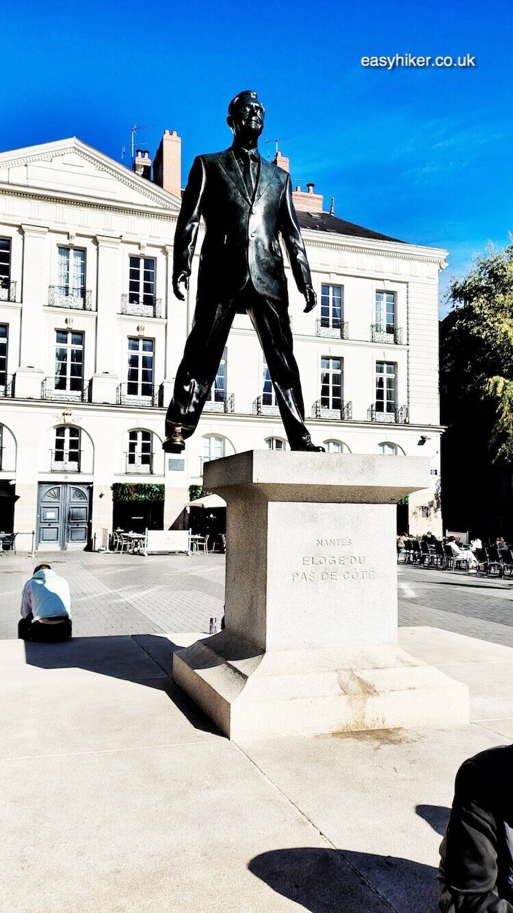 Explore Nantes in Three Walks