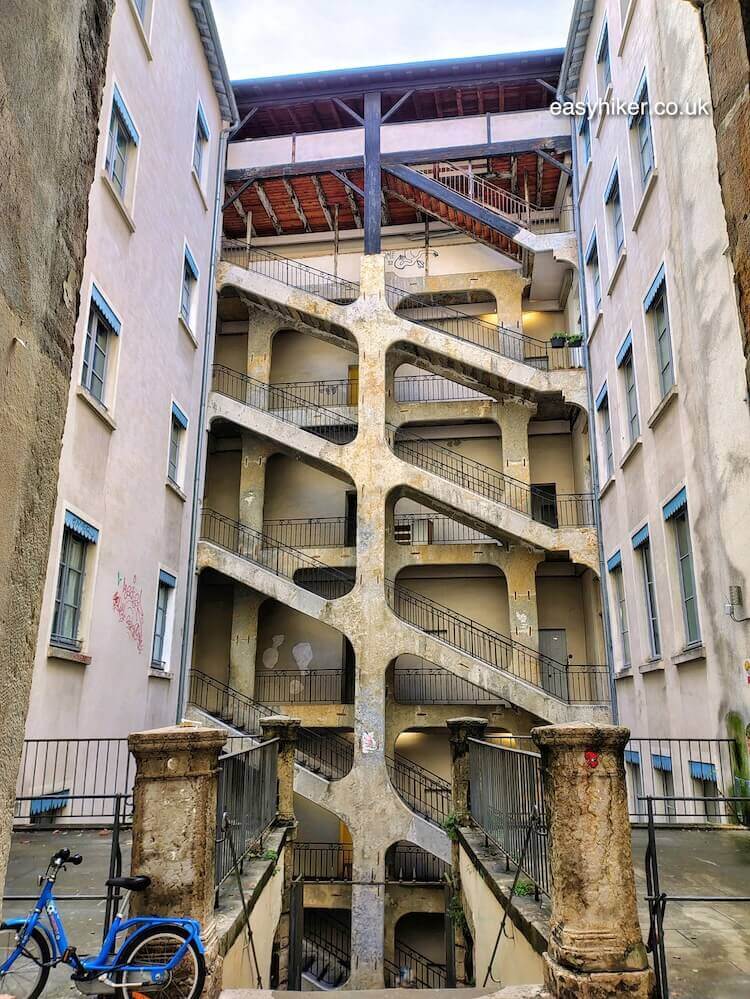 Traboules and Other Mysteries of the Croix-Rousse