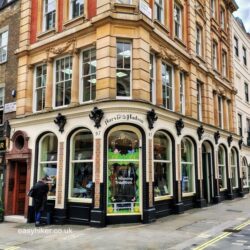 Sweet Delight and Endless Night: A Tale of Two Londons