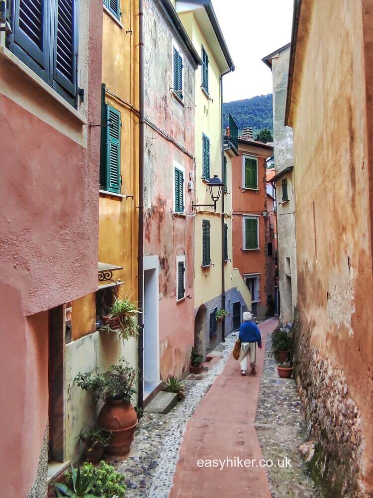 Towards Tellaro!