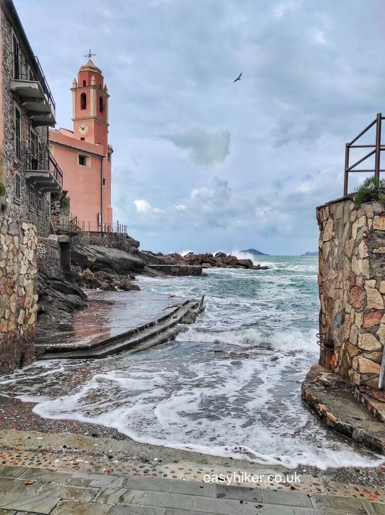 Towards Tellaro!